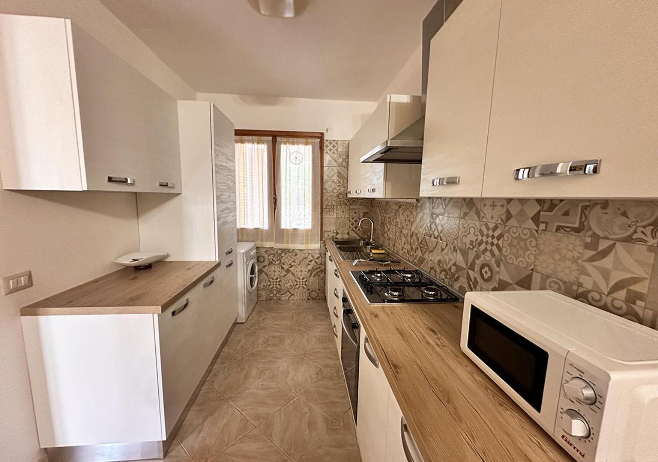 Murphy Holiday Home - Residenza Guardia Vecchia Ла-Маддалена Экстерьер фото